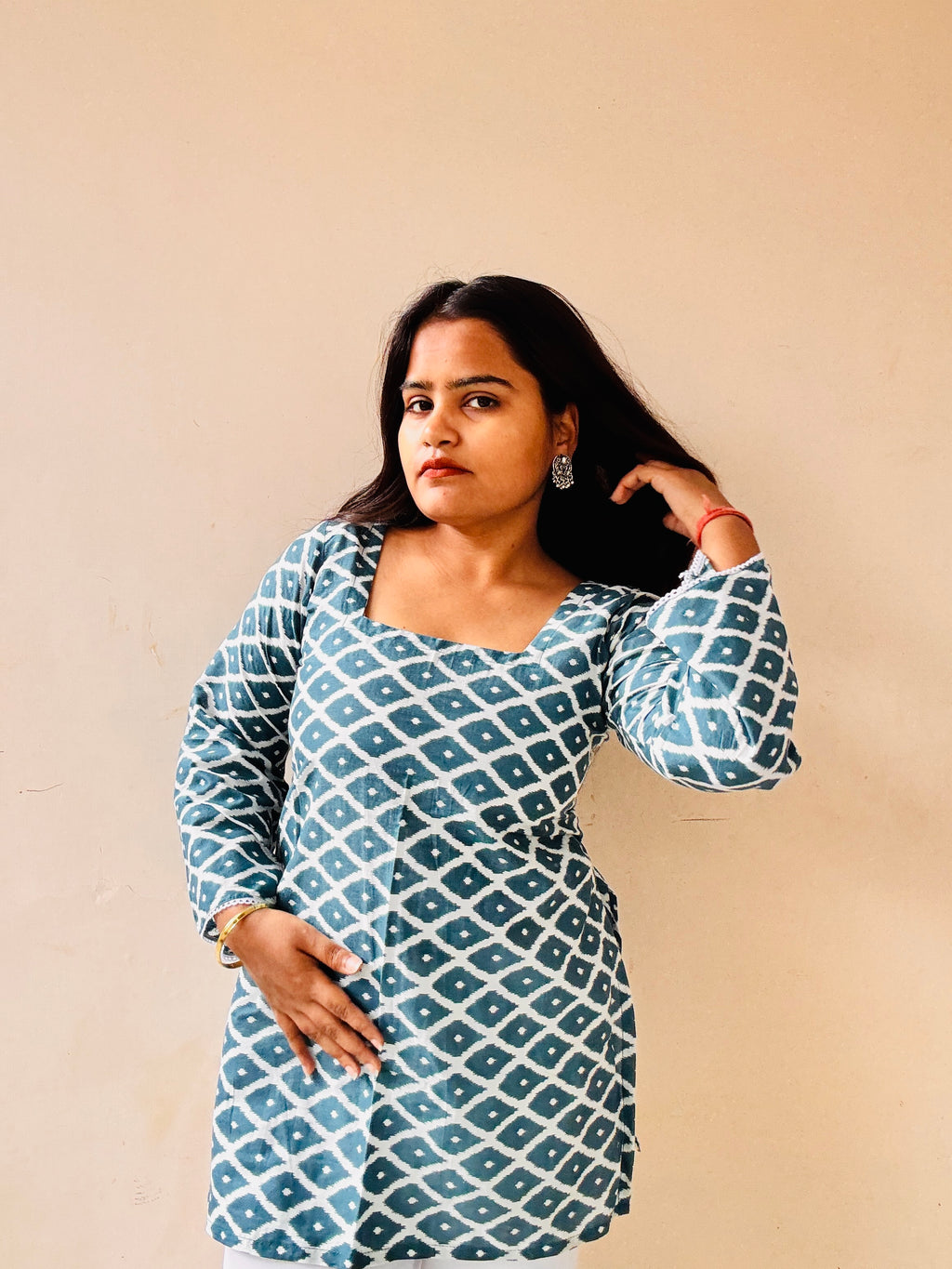 Geometric print bell sleeves kurti