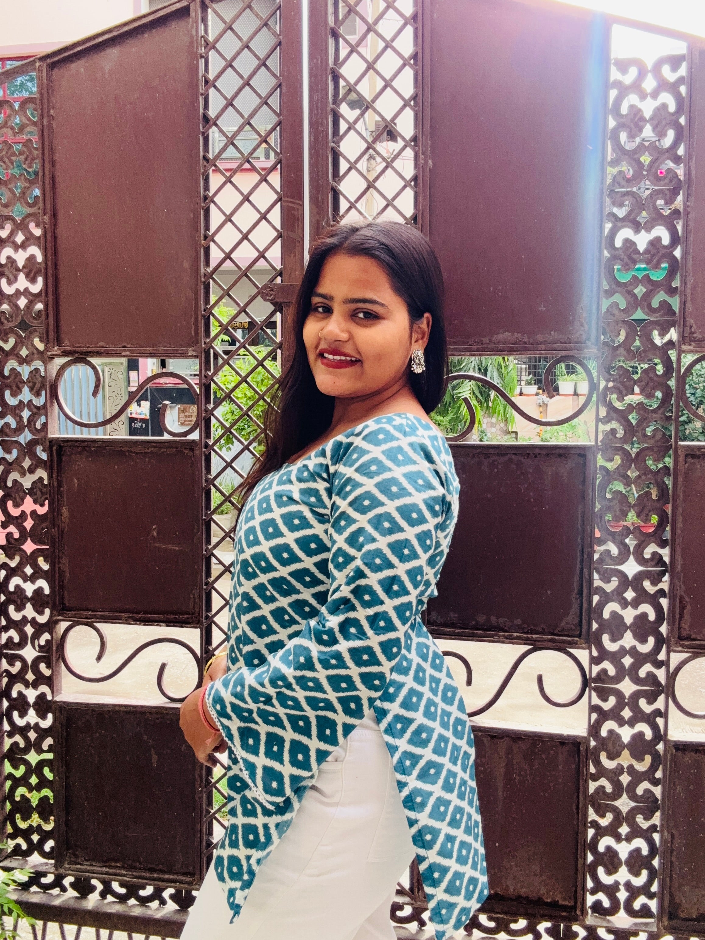 Geometric print bell sleeves kurti