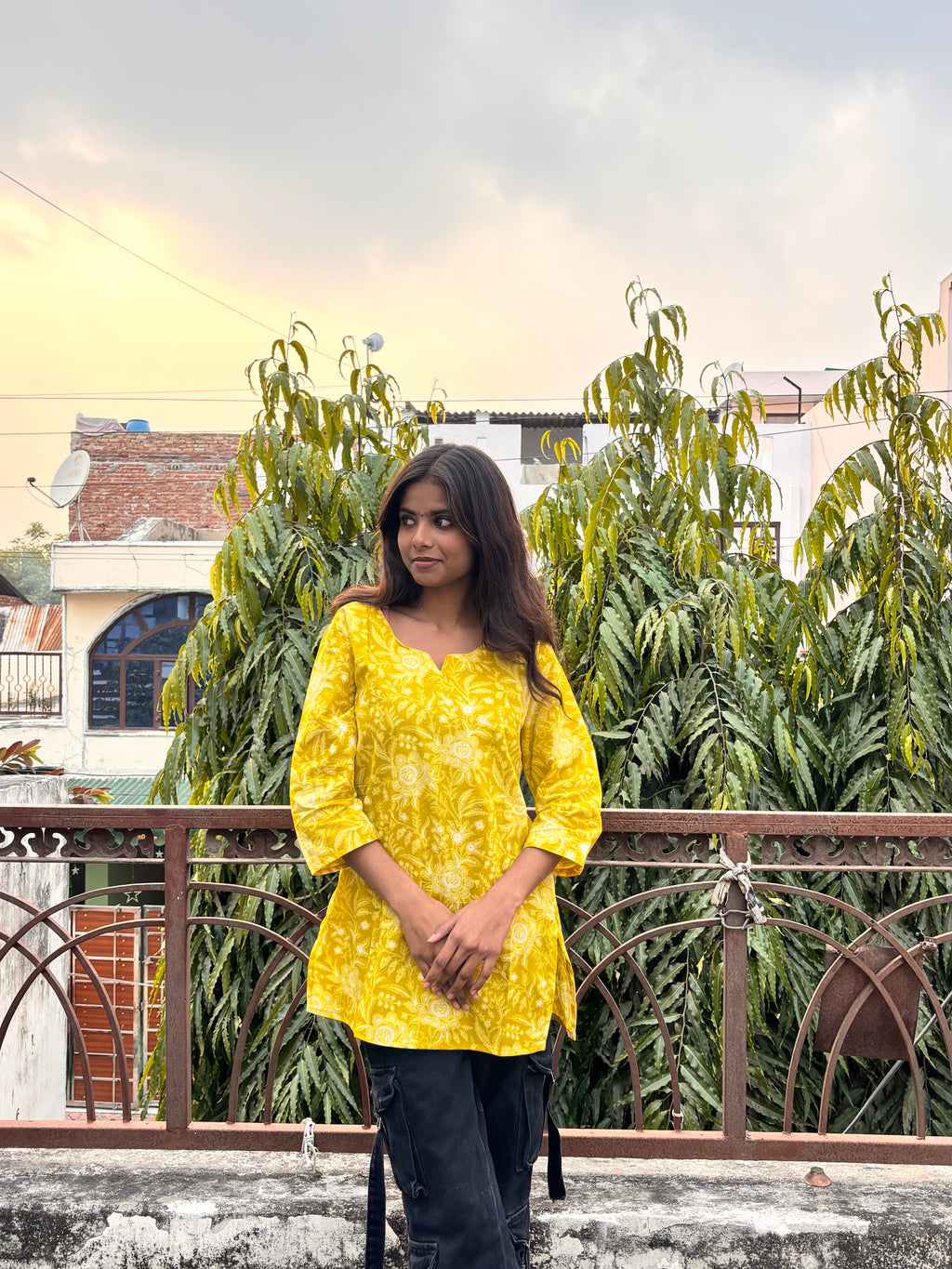 Basanti Bloom Short kurti