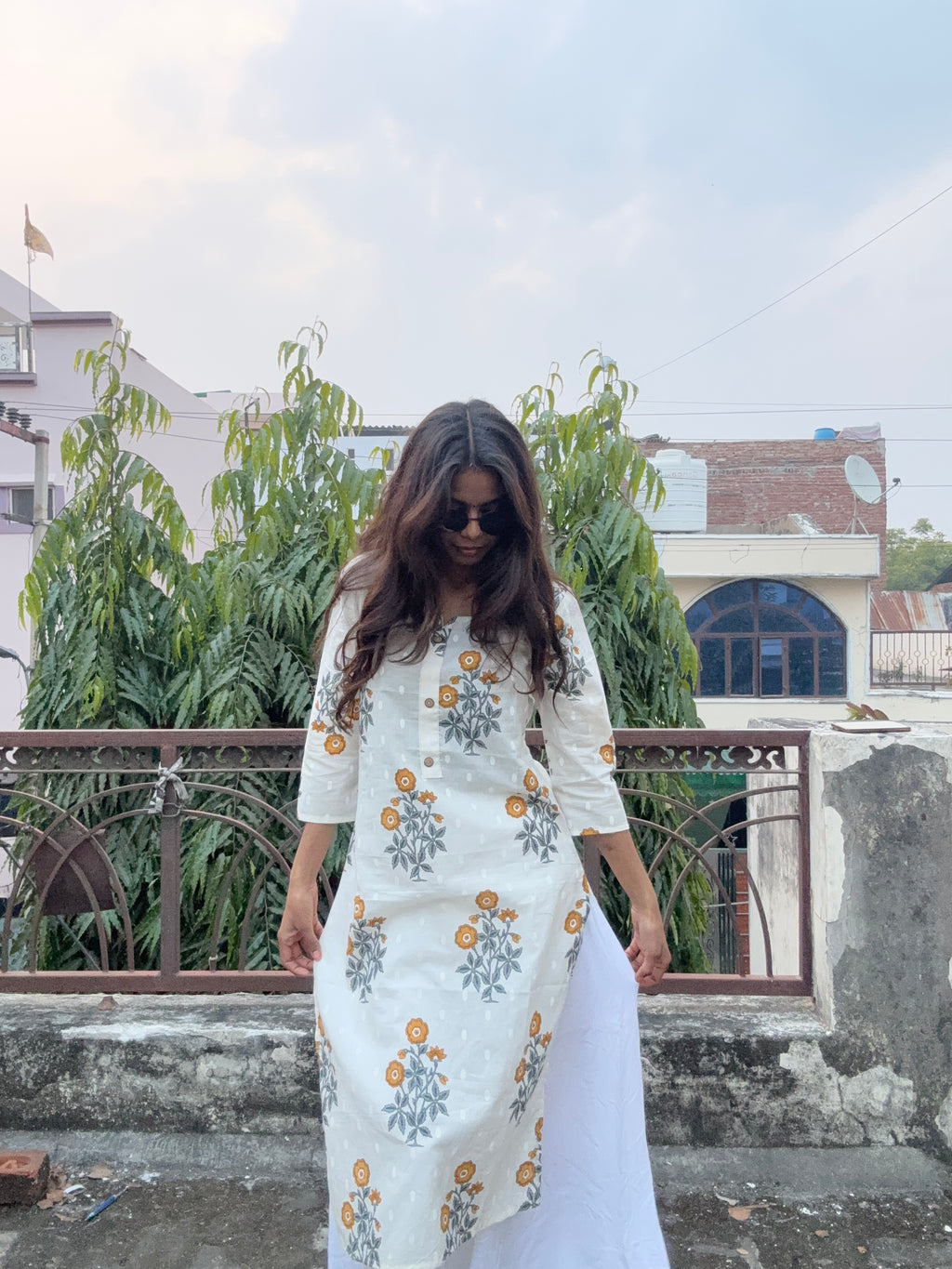 Vanya Floral V-neck Long kurti
